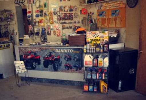 bureau magasin comptoire Motocyclette Sajy